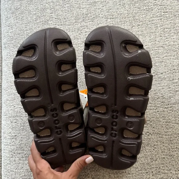 NWT Crocs Duet Sport Clogs - Picture 2 of 5